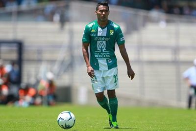 Juan José Vázquez, una baja más de la Selección Mexicana
