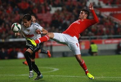 Gol de Raul Jimenez da la victoria al Benfica 1-0 Nacional en Copa de la Liga