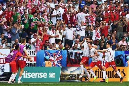 Polonia debuta con victoria 1-0 sobre Irlanda del Norte en la Eurocopa 2016