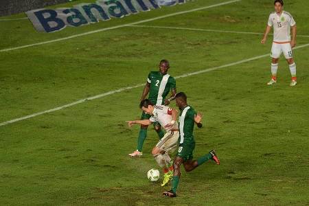 México vence 1-0 Nigeria