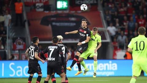 Bayer Leverkusen 0-0 Ausgburgo