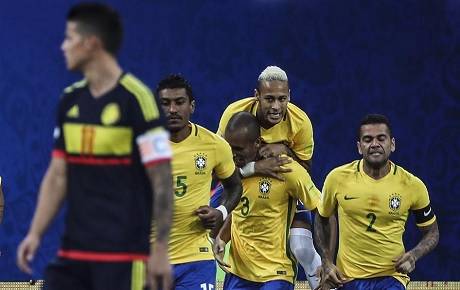 Brasil derrota 2-1 a Colombia