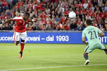 Suiza sorprende a Portugal venciéndolo 2-0