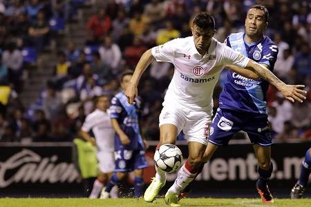 Toluca logra vencer 2-0 Puebla