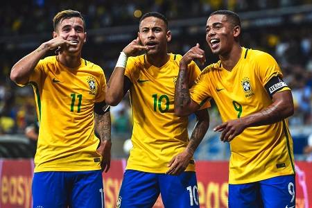 Brasil golea 3-0 a Argentina