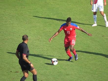 Panamá vence 1-0 a Costa Rica