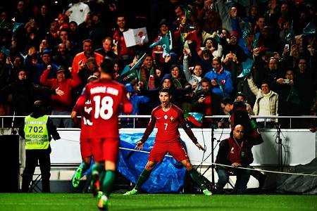 Portugal golea 3-0 Hungría