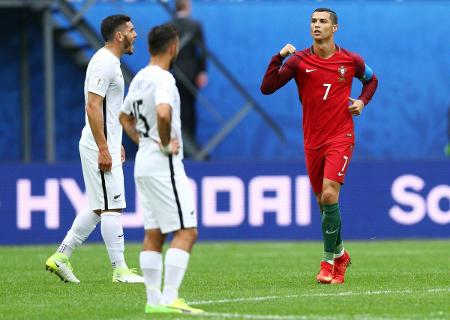 Portugal golea 4-0 Nueva Zelanda