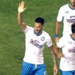 Cruz Azul vence 2-0 al Toluca en debut con gol de Edgar Méndez