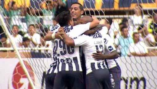 Monterrey golea 3-0 a Pumas en la Copa Socio MX 2017