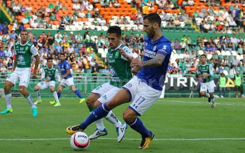 Cruz Azul la Cruzazulea al empatar 2-2 León en el Torneo Apertura 2017