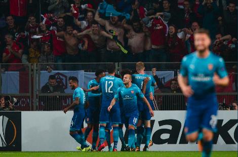 Arsenal vence sin problemas 4-2 al BATE Borisov