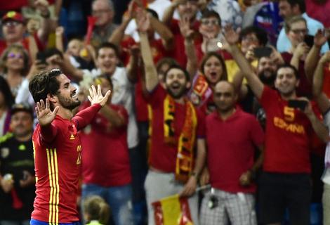 España golea 3-0 Italia con doblete de Isco para acercarse al Mundial Rusia 2018