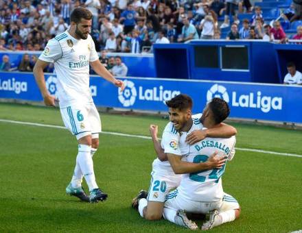 Real Madrid sufre, pero logra vencer 2-1 al Alavés en la Liga Española 2017-18