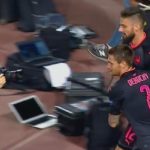 Arsenal vence 1-0 Estrella Roja con gol de Chilena de Giroud
