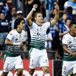 Santos vence 2-1 Querétaro y sueña con liguilla en el Torneo Apertura 2017