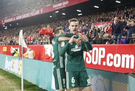 Betis y Andrés Guardado vencen 5-3 Sevilla en un Partidazo en Liga Española 2017-18