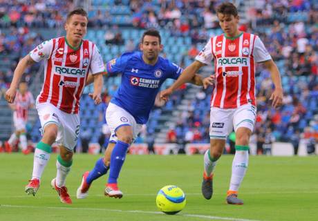 Cruz Azul se hunde al perder 2-0 con Necaxa en el Torneo Clausura 2018