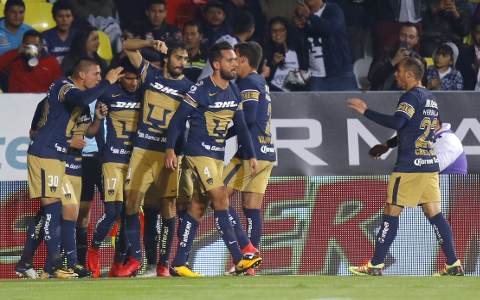 Pumas vence 2-1 al Morelia para escalar al liderato del Torneo Clausura 2018