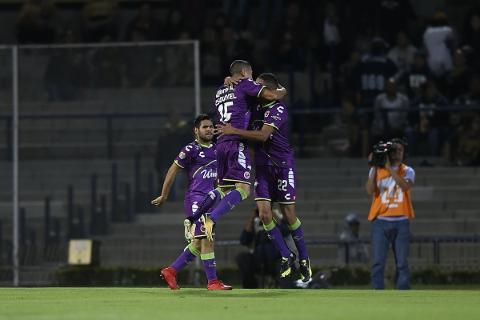 Veracruz sorprende 2-1 a los Pumas para seguir peleando en Torneo Clausura 2018