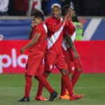 Perú vence 3-1 a Islandia