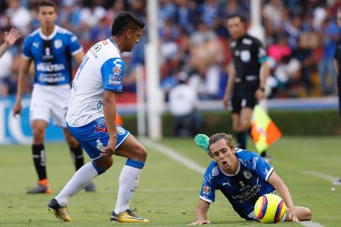 Querétaro vence 2-1 al Puebla