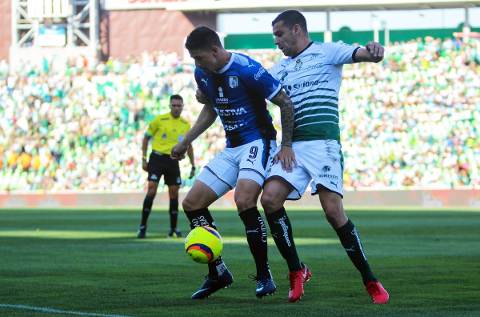 Santos vence 3-0 a Querétaro