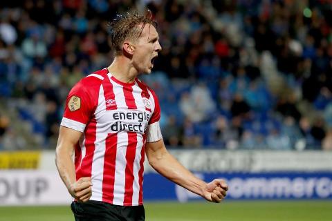 PSV vencen de último minuto 2-1 Zwolle en la Eredivisie 2018-19