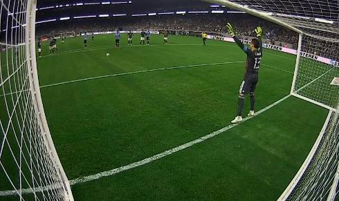 Repetición Gol Penal de Panenka de Luis Suárez- México 1-3 Uruguay