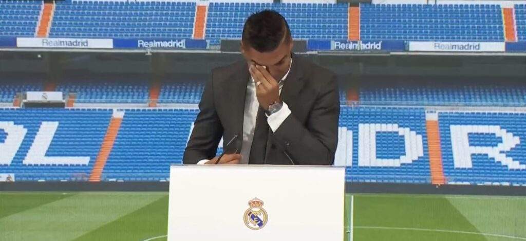 Casemiro-llora-en-su-despedida-con-el-Real-Madrid