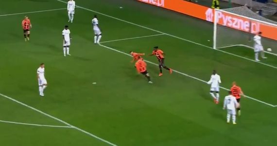 Repetición Gol de Oleksandr Zubkov Shakhtar vs Real Madrid 1-0