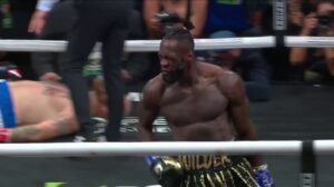 Repetición KO victoria de Deontay Wilder sobre Robert Helenius