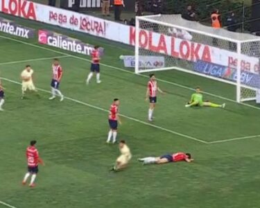 Repetición Gol de Alejandro Zendejas Chivas vs América 0-1
