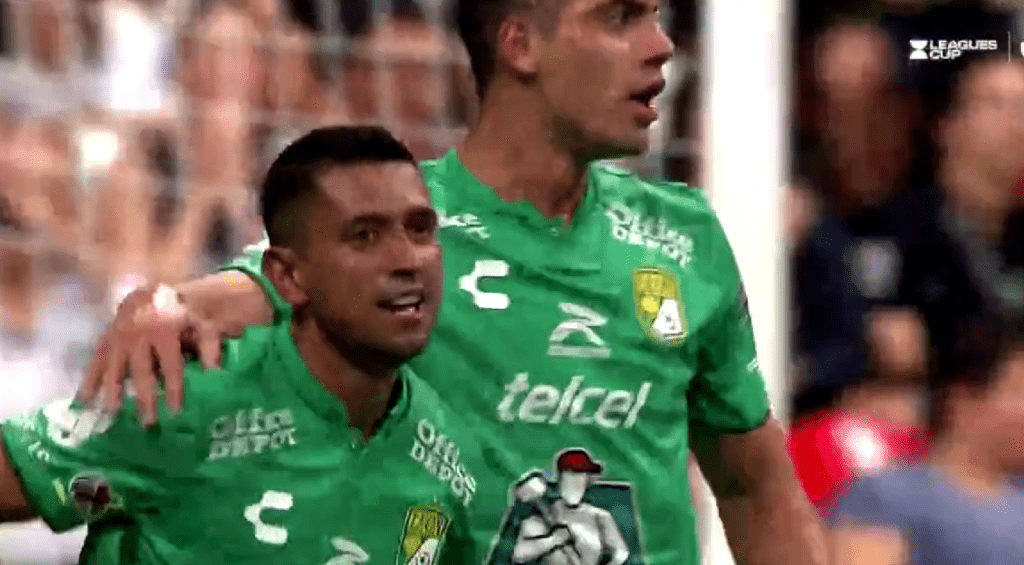 León 2-2 Vancouver
