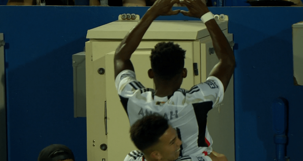 Mazatlán 1-2 Dallas