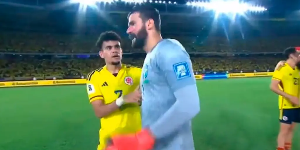 El gran gesto de Alisson Becker con Luis Díaz tras finalizar el Colombia vs Brasil