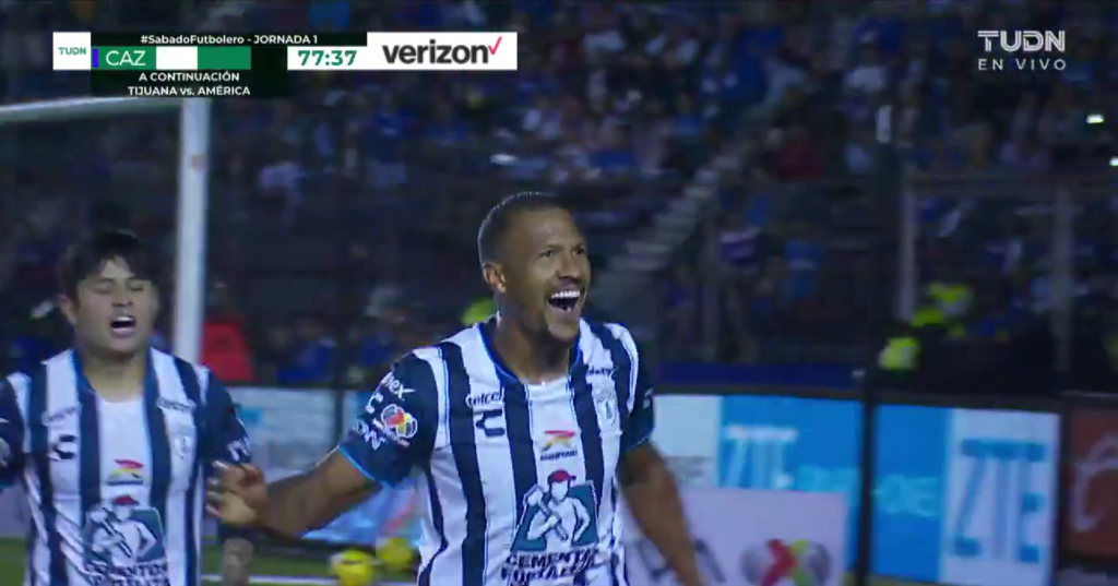 Repetición Gol Salomón Rondón en su debut con el Pachuca vs Cruz Azul