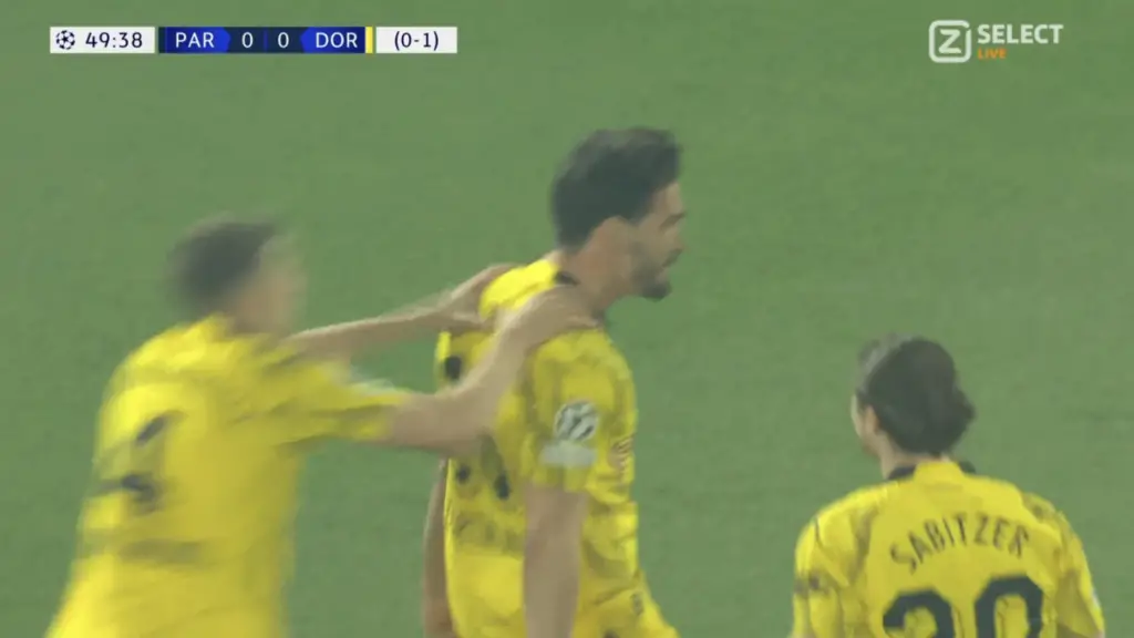 Gol de Mats Hummels en el PSG vs Borussia Dortmund
